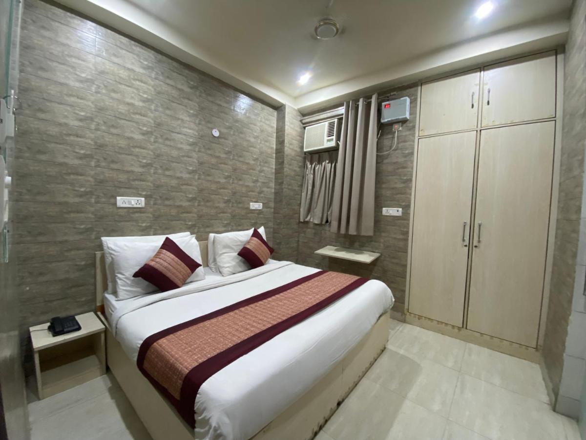 Hotel Red Chilly Neu-Delhi Exterior foto