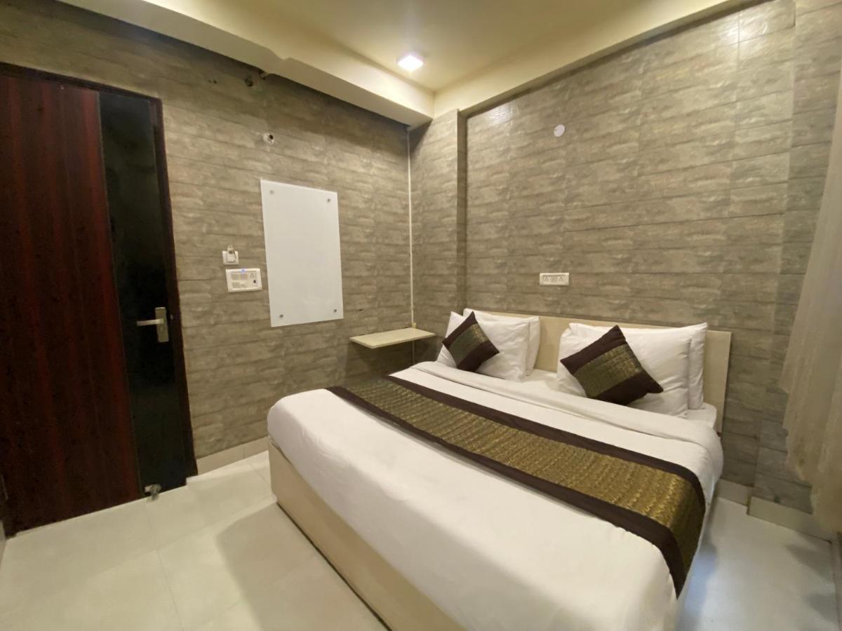 Hotel Red Chilly Neu-Delhi Exterior foto