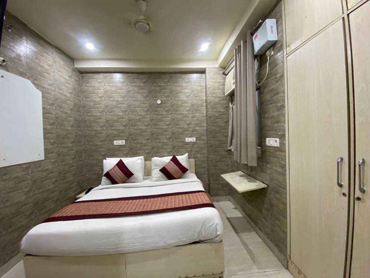 Hotel Red Chilly Neu-Delhi Exterior foto